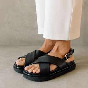Alohas Marshmallow - Black Leather Sandals